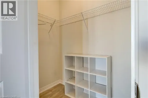 261 Woodbine Avenue Kitchener ON N2R 0A9