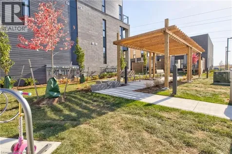 261 Woodbine Avenue Kitchener ON N2R 0A9