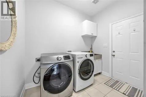 475 Grindstone Trail Oakville ON L6H 0S6