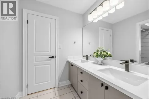 475 Grindstone Trail Oakville ON L6H 0S6