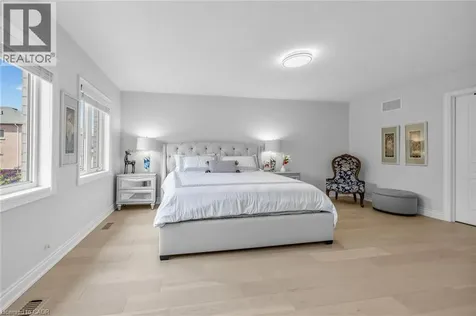 475 Grindstone Trail Oakville ON L6H 0S6