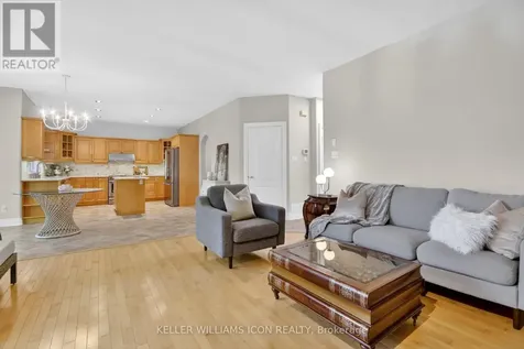 136 Shaughnessy Crescent Ottawa ON K2K 2N3