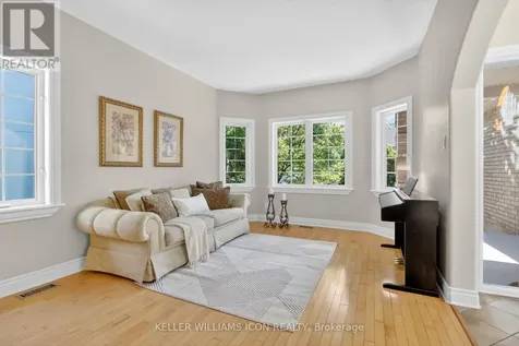 136 Shaughnessy Crescent Ottawa ON K2K 2N3
