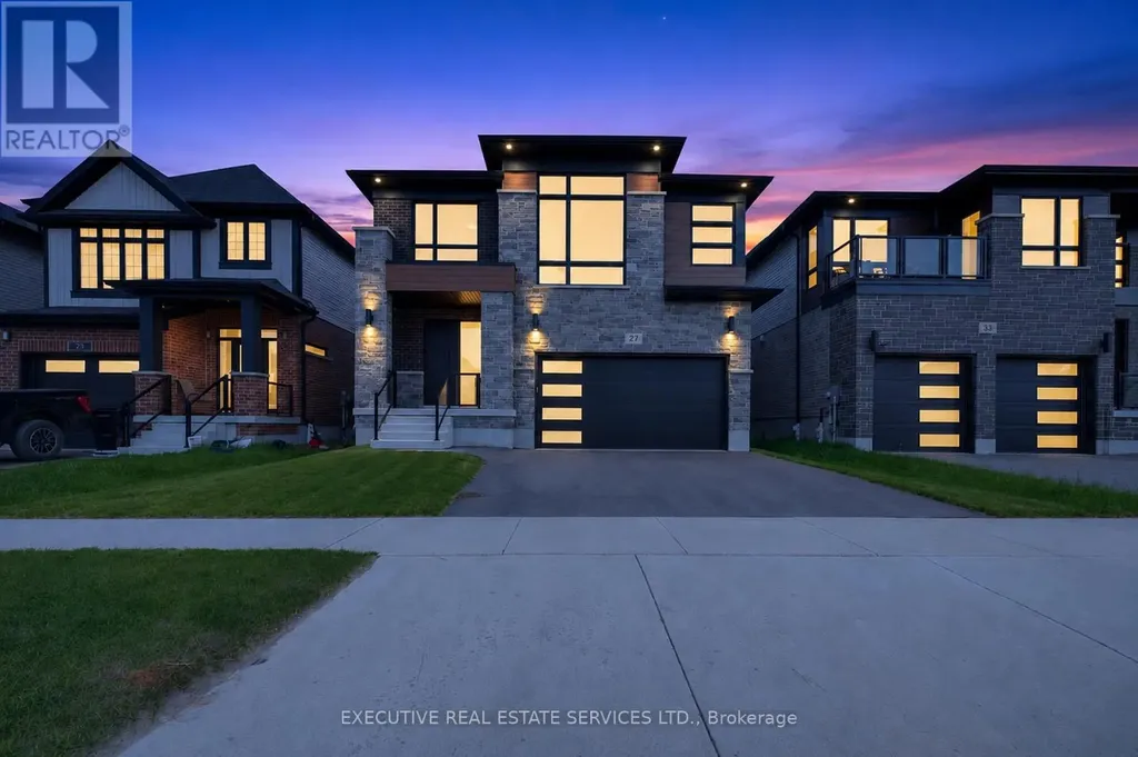 27 Jacob Detweiller Drive Kitchener ON N2P 0K7
