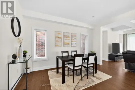 27 Jacob Detweiller Drive Kitchener ON N2P 0K7