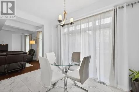 27 Jacob Detweiller Drive Kitchener ON N2P 0K7