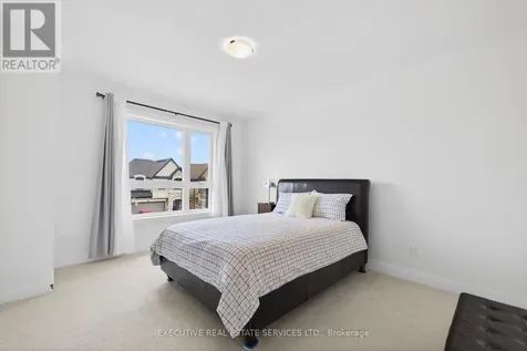 27 Jacob Detweiller Drive Kitchener ON N2P 0K7