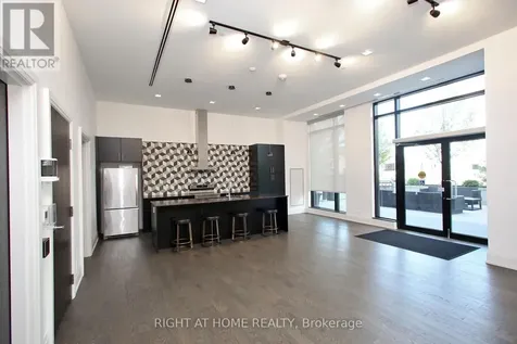 555 William Graham Drive Aurora ON L4G 3H9