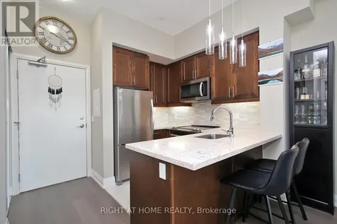 555 William Graham Drive Aurora ON L4G 3H9