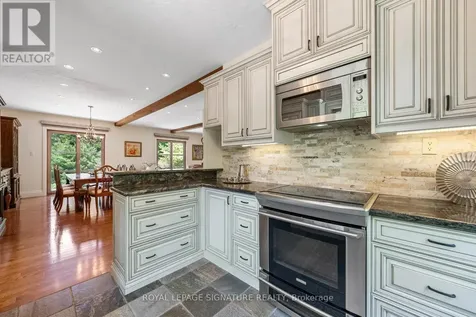 30 Kingswood Drive King ON L7B 1K8