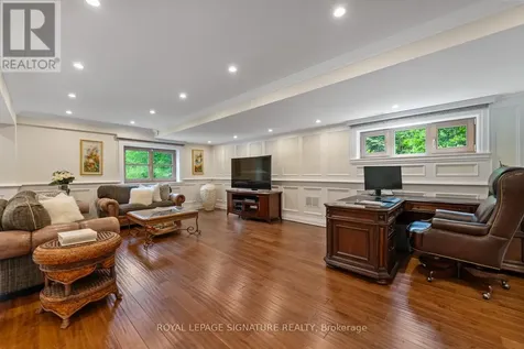 30 Kingswood Drive King ON L7B 1K8