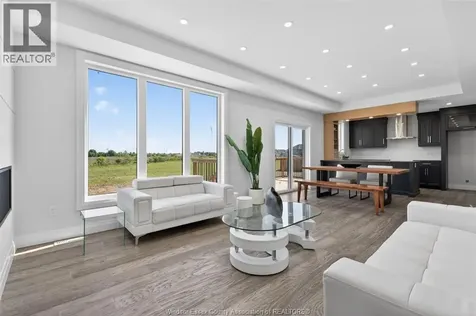 118 Bear Street Essex ON N8M 0A9