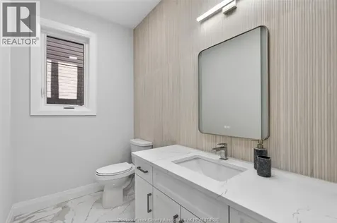 118 Bear Street Essex ON N8M 0A9