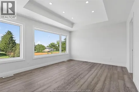 118 Bear Street Essex ON N8M 0A9