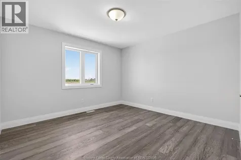 118 Bear Street Essex ON N8M 0A9