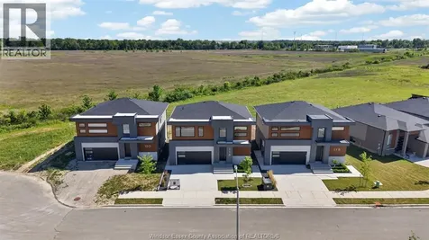 118 Bear Street Essex ON N8M 0A9