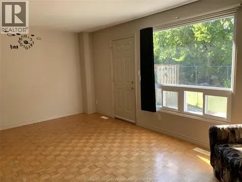 9394 Esplanade Drive Windsor ON N8R 2A3