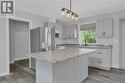870 River Lasalle ON N9J 3K8
