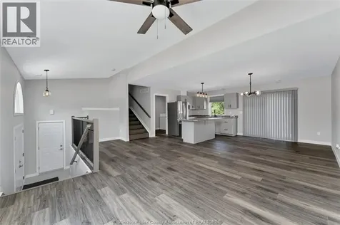 870 River Lasalle ON N9J 3K8