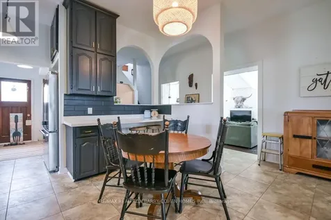 8 Lakeshore Road East Oro-medonte ON L0L 2E0