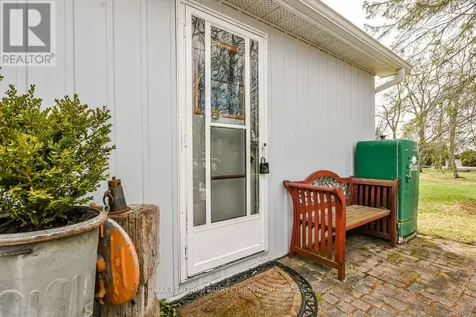 8 Lakeshore Road East Oro-medonte ON L0L 2E0
