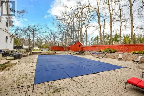 8 Lakeshore Road East Oro-medonte ON L0L 2E0