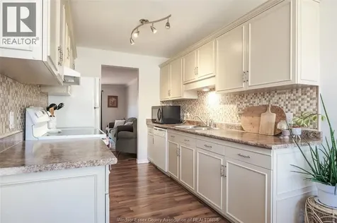 12 Kelly Crescent Tilbury ON N0P 2L0