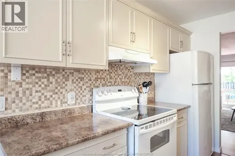 12 Kelly Crescent Tilbury ON N0P 2L0