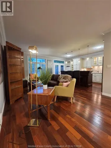 18 Cadeau Terrace London ON N6K 4Z1