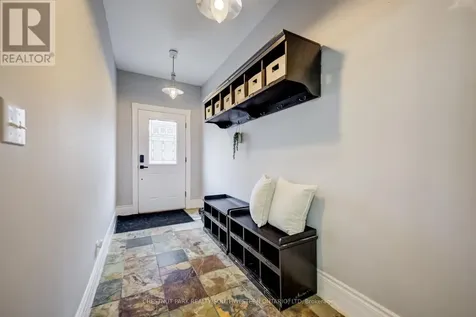 25 John Street Cambridge ON N1S 2V3