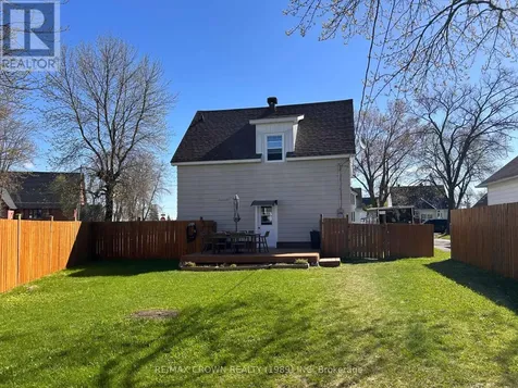 43 Bowman Avenue Kapuskasing ON P5N 1M9