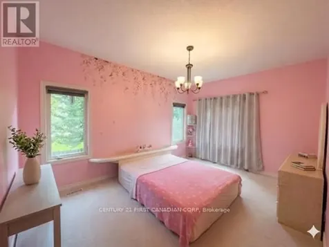 11 Jacklin Court Central Elgin ON N5P 0C3