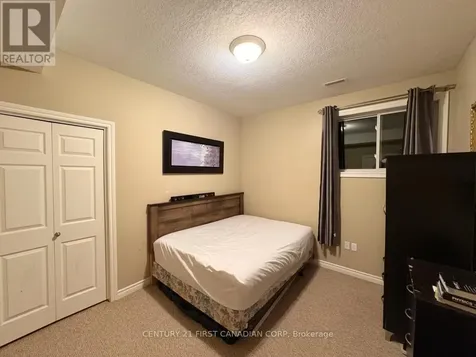 11 Jacklin Court Central Elgin ON N5P 0C3