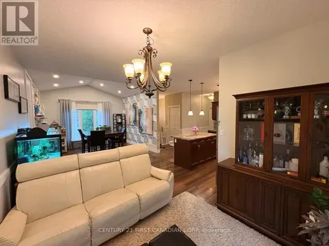 11 Jacklin Court Central Elgin ON N5P 0C3