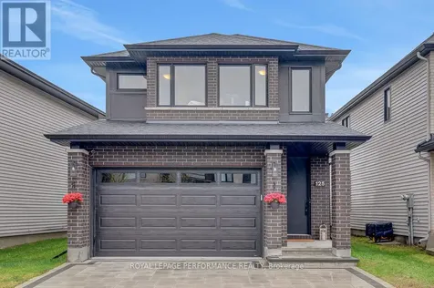 125 Dun Skipper Drive Ottawa ON K1X 0G2