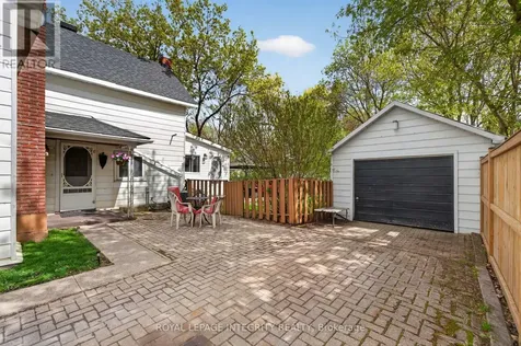 33 Rochester Street Carleton Place ON K7C 2P9