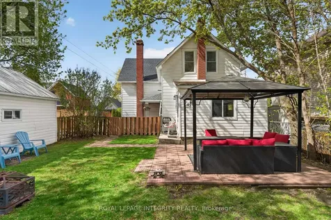 33 Rochester Street Carleton Place ON K7C 2P9