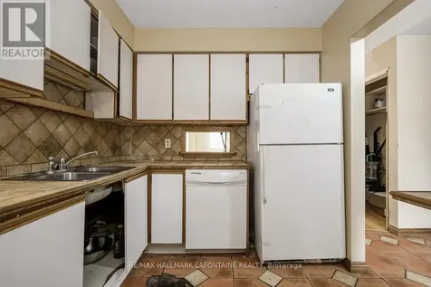 3145 Olympic Way Ottawa ON K1T 1Y7