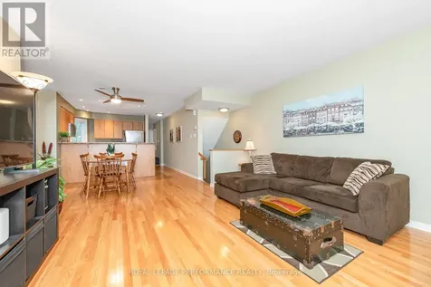 111 Steele Park Private Ottawa ON K1J 0J2