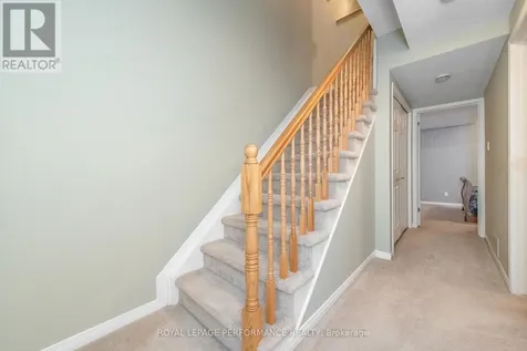 111 Steele Park Private Ottawa ON K1J 0J2
