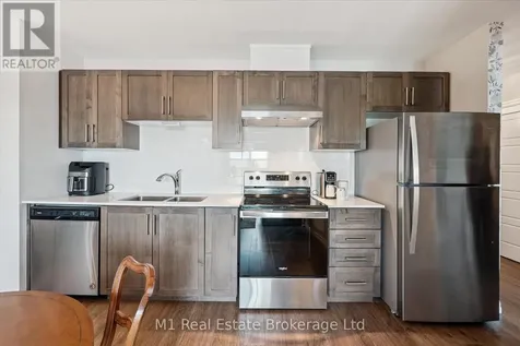 35 Kingsbury Square Guelph (pineridge/westminster Woods) ON N1L 1B3