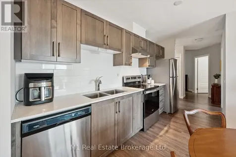 35 Kingsbury Square Guelph (pineridge/westminster Woods) ON N1L 1B3