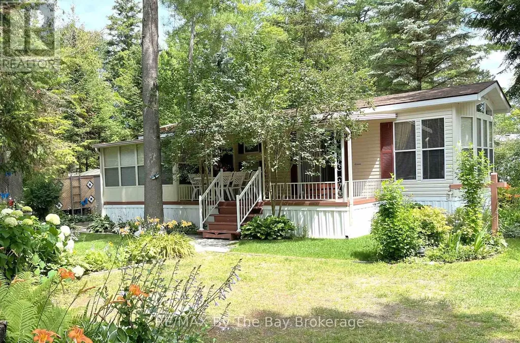 85 Theme Park Drive Wasaga Beach ON L9Z 1X7