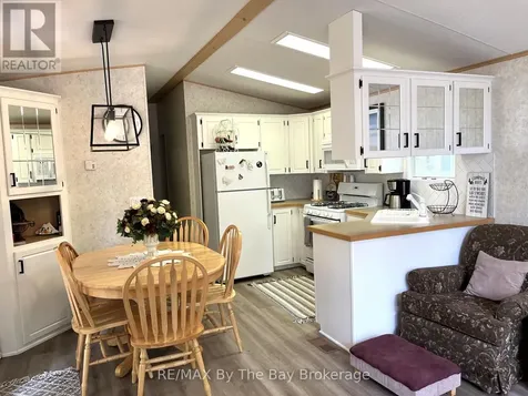 85 Theme Park Drive Wasaga Beach ON L9Z 1X7