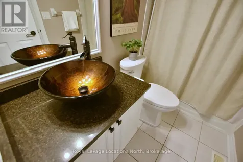 11 Waterpond Place Collingwood ON L9Y 4Z9