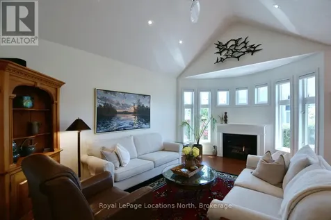 11 Waterpond Place Collingwood ON L9Y 4Z9