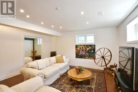 11 Waterpond Place Collingwood ON L9Y 4Z9