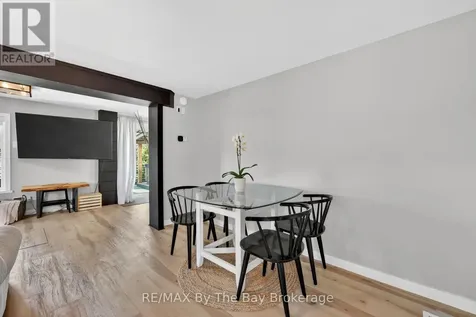 1416 River Road West Wasaga Beach ON L9Z 2W5