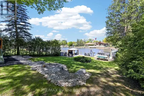 1416 River Road West Wasaga Beach ON L9Z 2W5