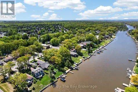 1416 River Road West Wasaga Beach ON L9Z 2W5